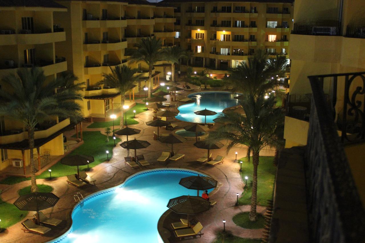 Pool View Apartment At British Resort - Unit 02 Hurghada Esterno foto